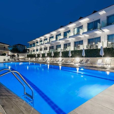 Plános Karras Grande Resort מראה חיצוני תמונה