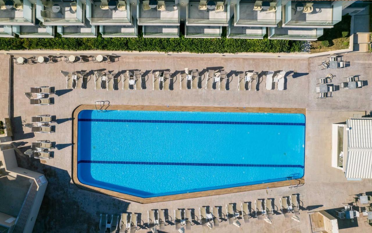 Plános Karras Grande Resort מראה חיצוני תמונה