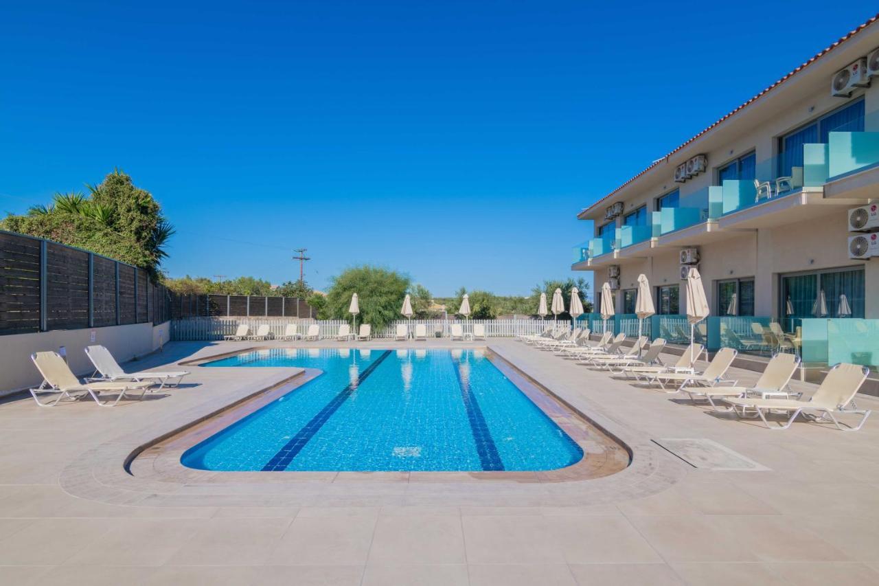 Plános Karras Grande Resort מראה חיצוני תמונה