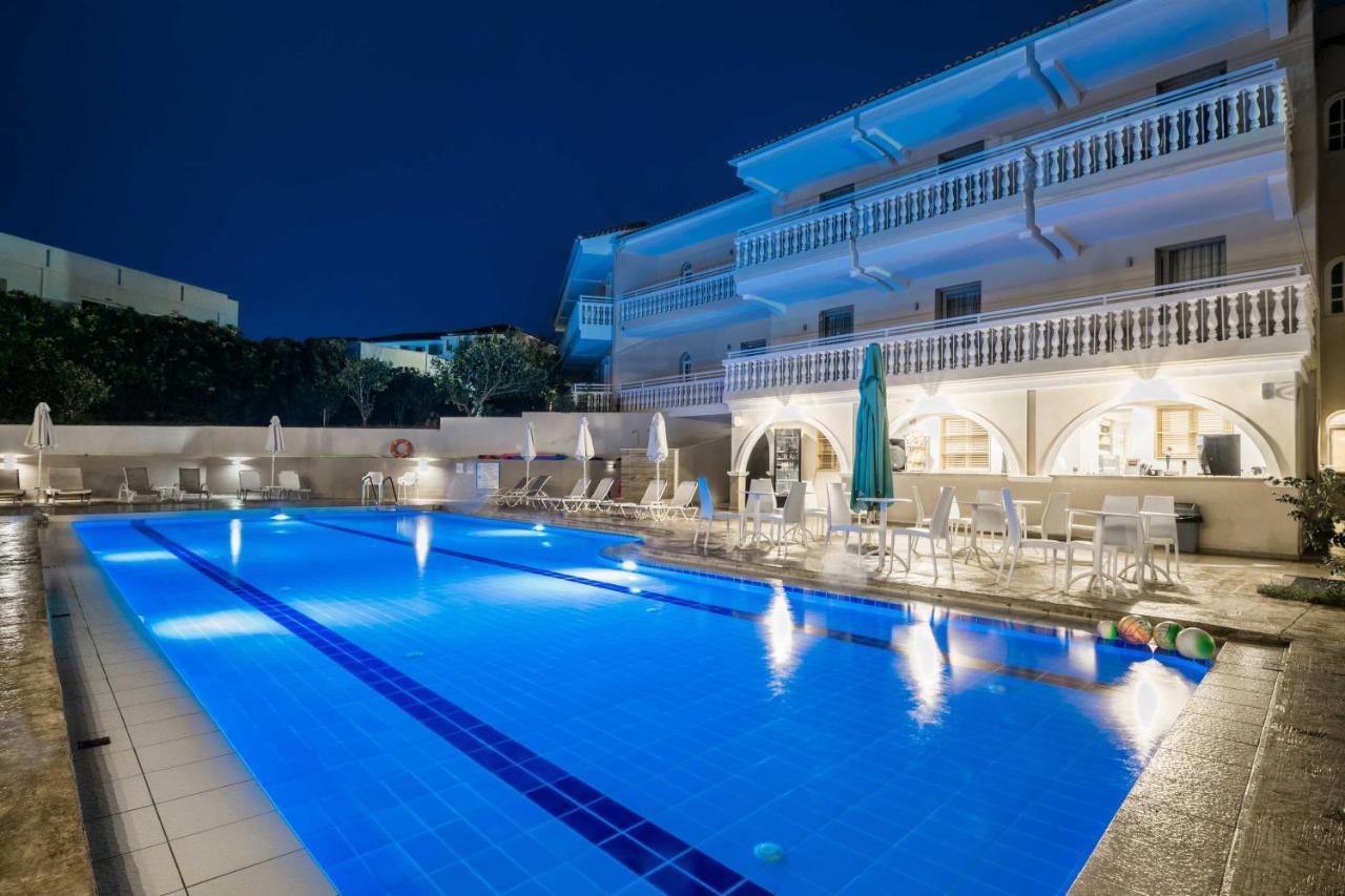 Plános Karras Grande Resort מראה חיצוני תמונה