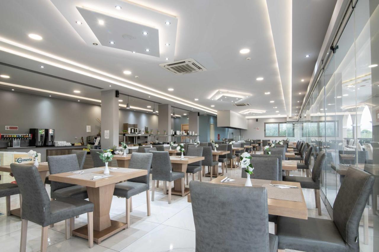 Plános Karras Grande Resort מראה חיצוני תמונה