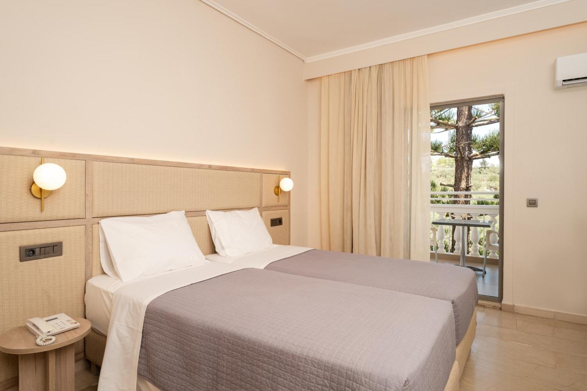 Plános Karras Grande Resort מראה חיצוני תמונה
